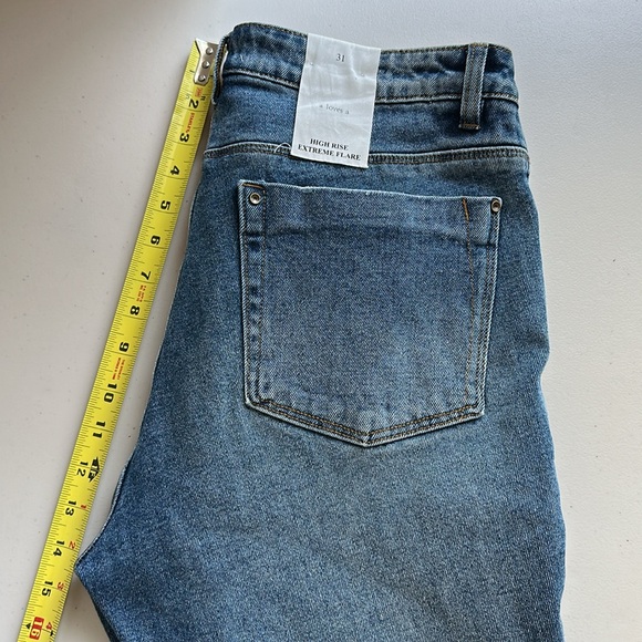 Elegant Dark Blue Flare Jeans by A LOVES A. - Picture 11 of 15